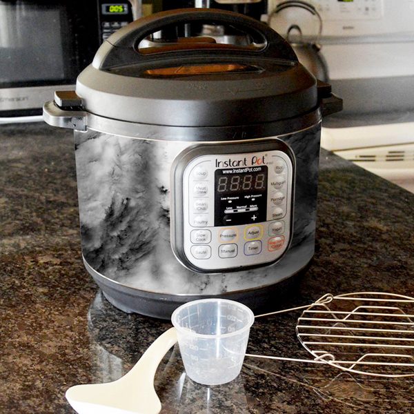 Black and White Marble Swirl | Skin For Instant Pot Duo 60 6QT Cheap - Image 2